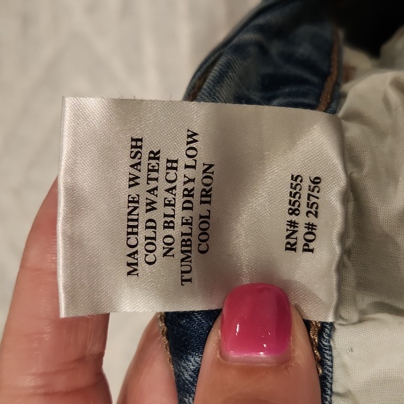 Classic High Rise Light Blue Jeans - Picture 4 of 8